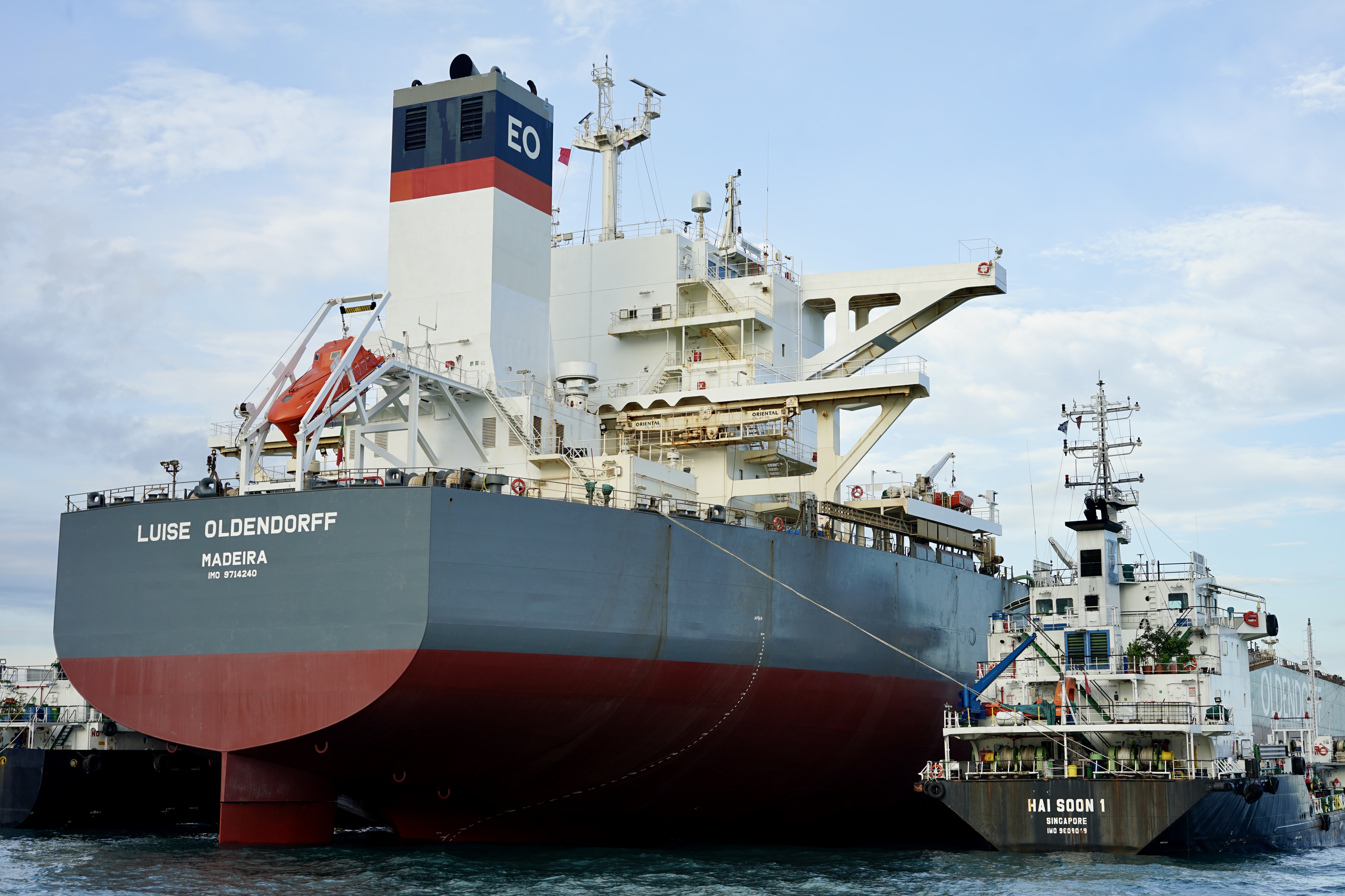 Abastecimento do navio Luise Oldendorff com Very Low Sulfur (VLS) B24, combustível marítimo com 24 % de biodiesel de segunda geração